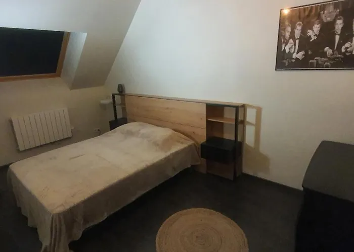 Aux Portes Du Circuit B&B *